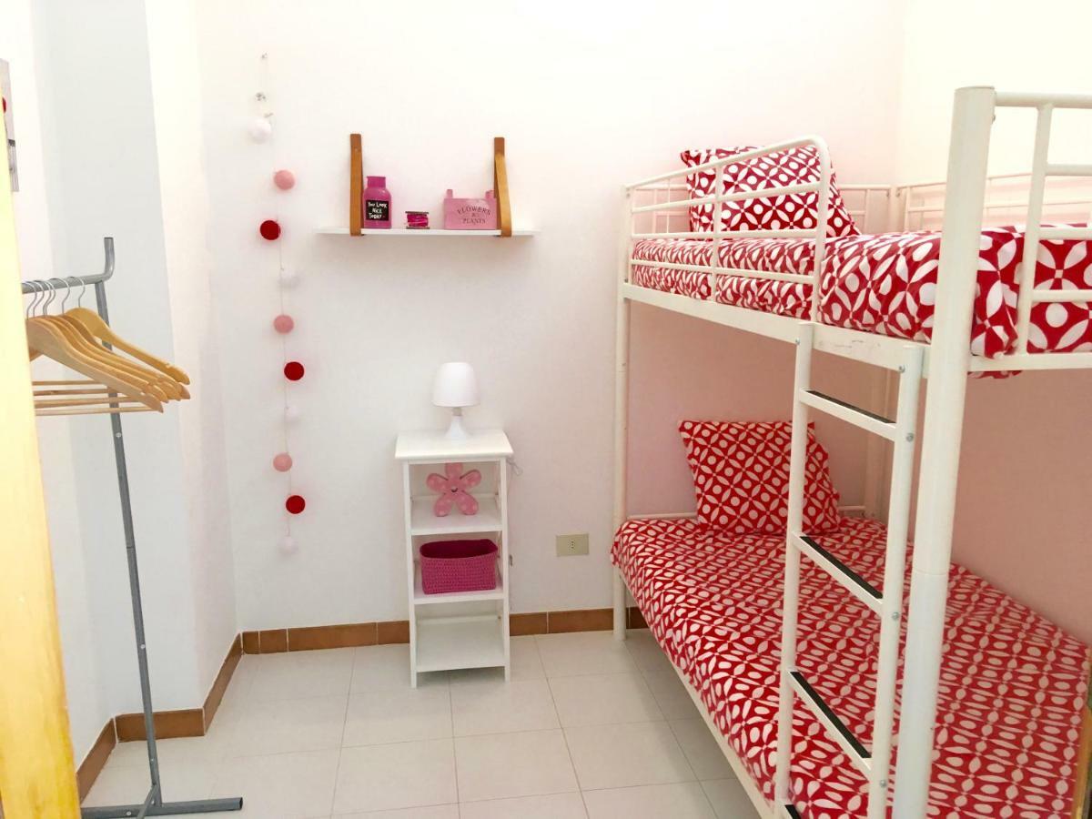 Apartament Lucia 150Mt From Beach カステルサルド エクステリア 写真
