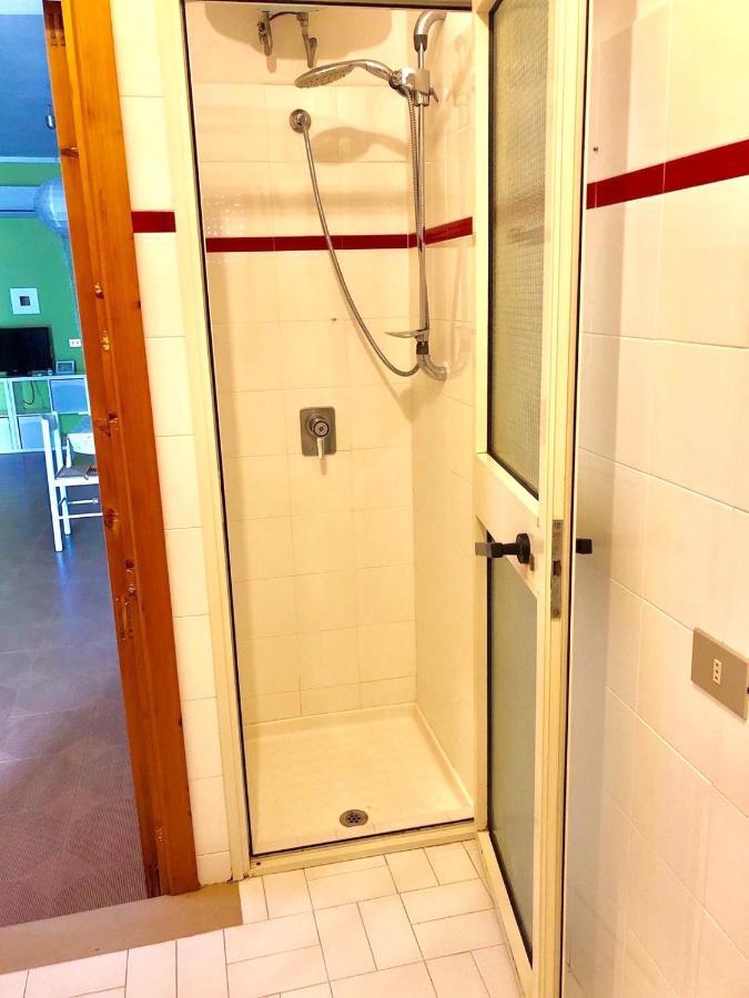 Apartament Lucia 150Mt From Beach カステルサルド エクステリア 写真