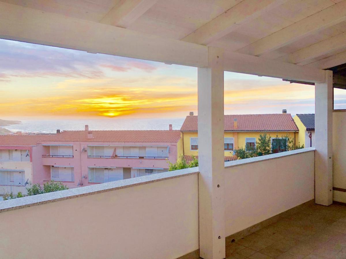 Apartament Lucia 150Mt From Beach カステルサルド エクステリア 写真