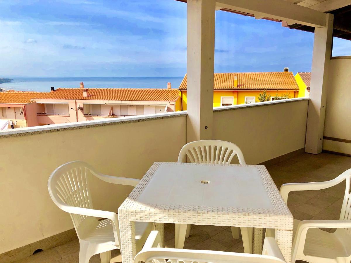Apartament Lucia 150Mt From Beach カステルサルド エクステリア 写真